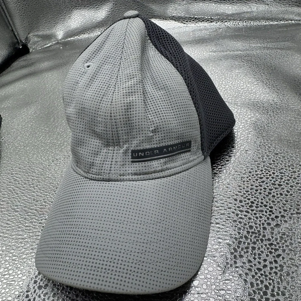 Under Armour Train Spacer Mesh Cap Gray Athletic Hat Men's Size L/XL Polyester